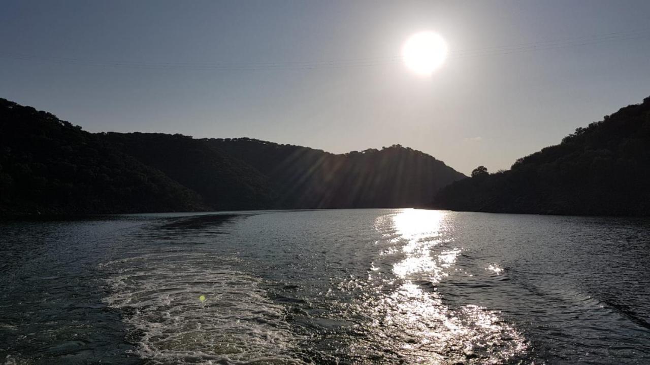 At La Catamusa Serradilla Zewnętrze zdjęcie